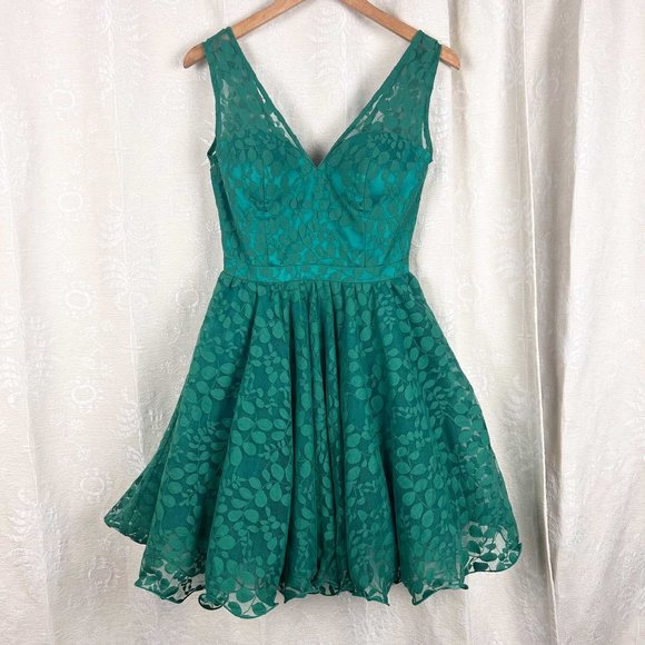 Chi Chi London green leaf mesh fit & flare sleeveless party dress - Picture 1 of 9